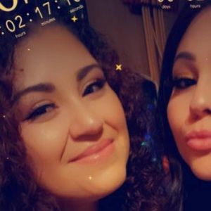 Meet your Posher, Leticia